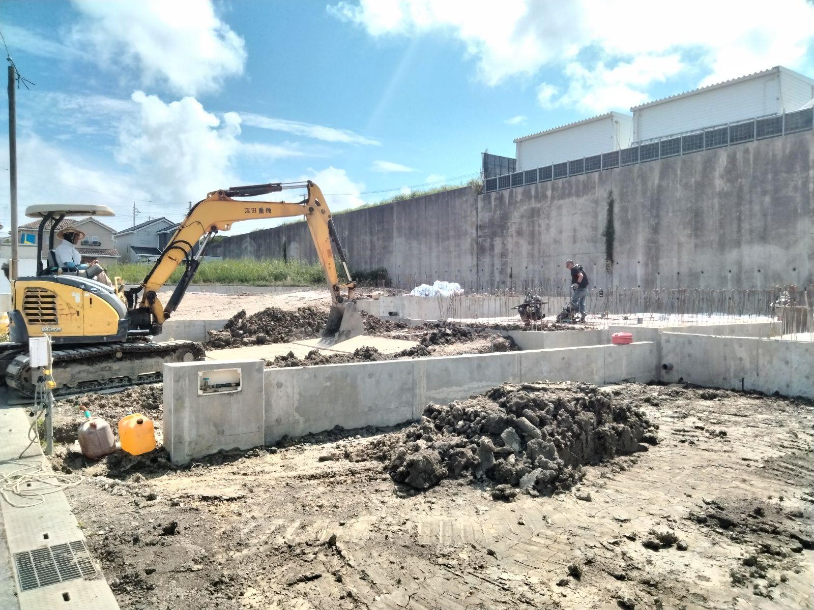 １号地／クローバーエース八重瀬町伊覇