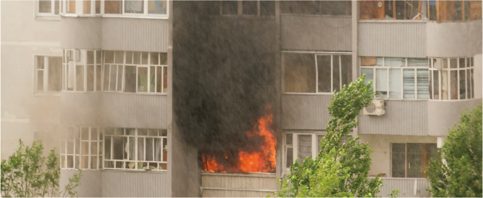 燃え広がるのを抑える