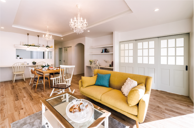 住空間を構成する“光”と“色”