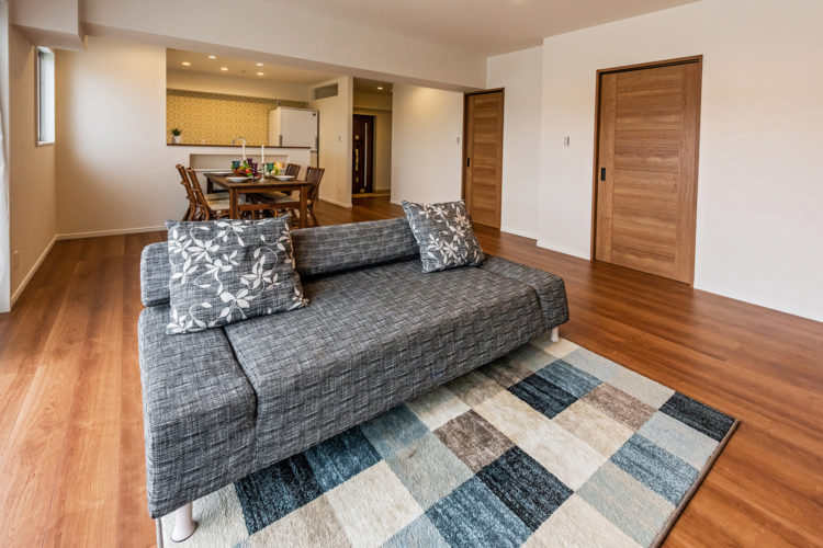 ワイドな玄関と贅沢な空間使いで快適な毎日