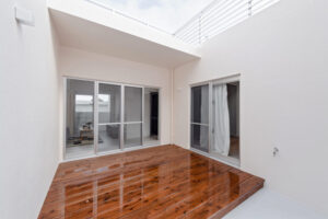 ３階をホームオフィスにした完全分離型二世帯住宅