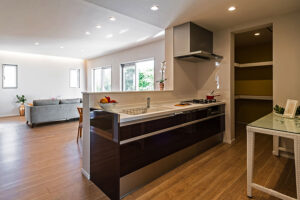 広い和室が特徴の二世帯住宅