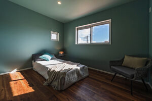 広い和室が特徴の二世帯住宅