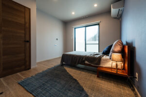 ゆとりのあるプライベート空間を保った共同住宅