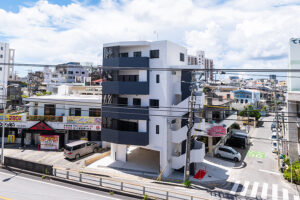 ゆとりのあるプライベート空間を保った共同住宅