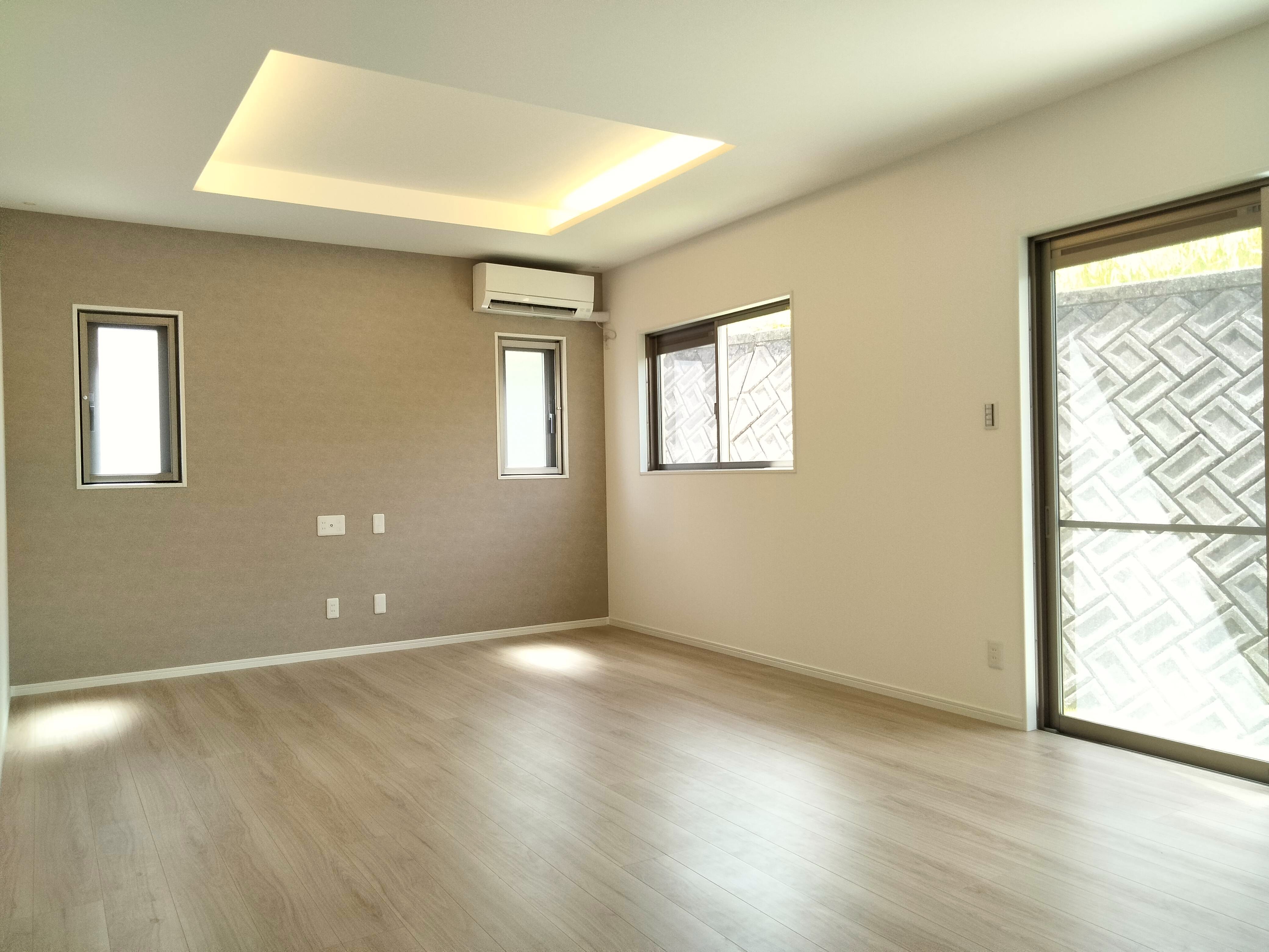 5号地/クローバーエース南風原与那覇