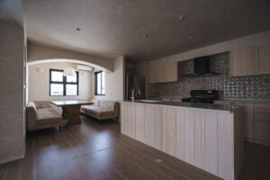 ダンススタジオを併設させた事務所兼住宅、防音対策もバッチリ！気密性の高いRC造だからこそ