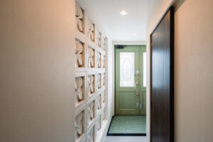 白を基調としたこだわりの二世帯住宅