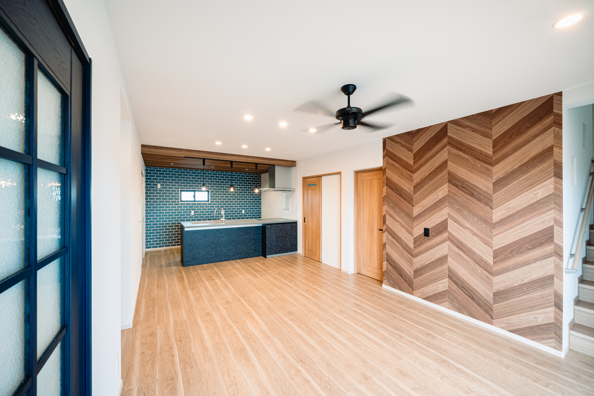 デザイン性と機能性を充実させた2階建て住宅