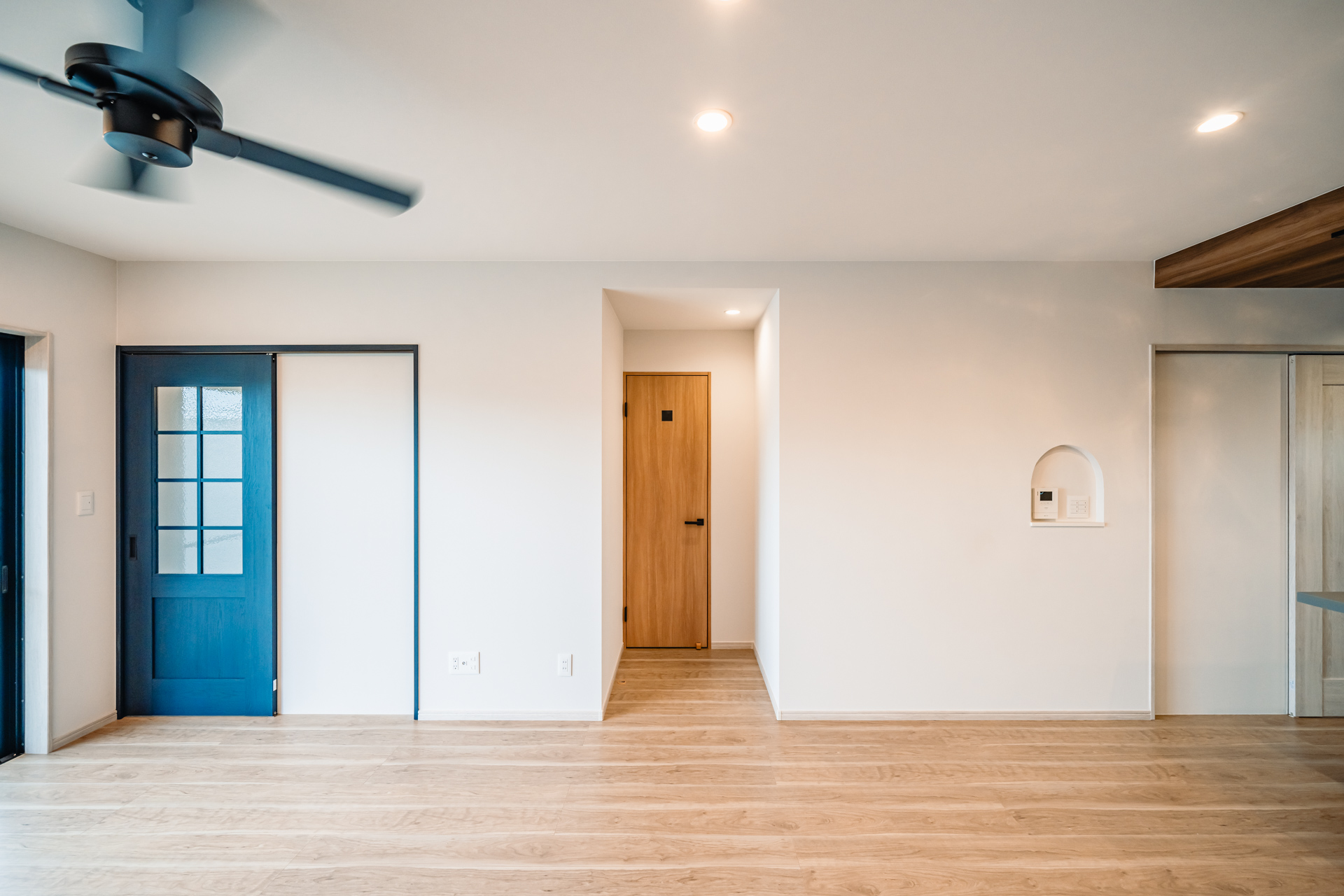 デザイン性と機能性を充実させた2階建て住宅