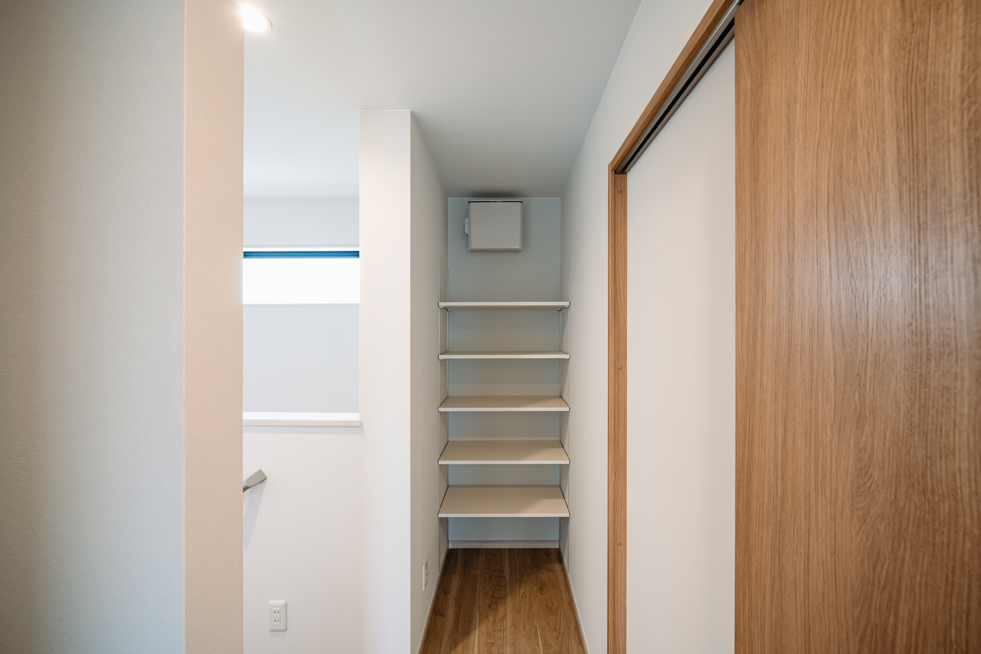 デザイン性と機能性を充実させた2階建て住宅