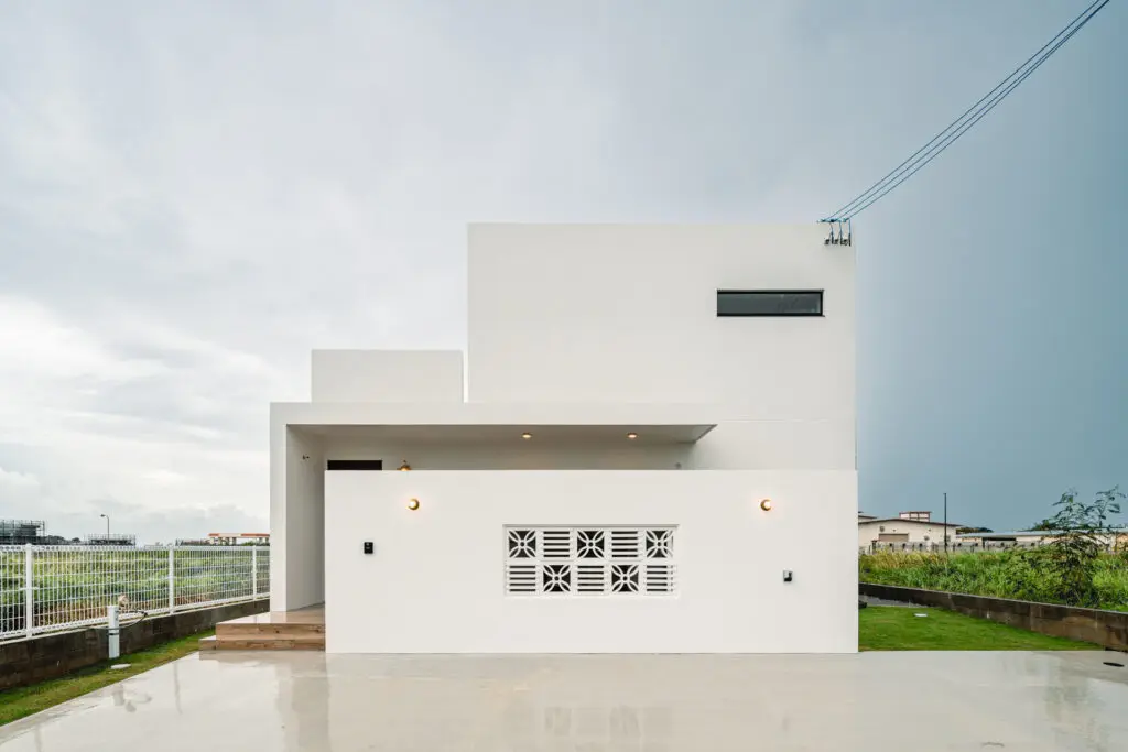 デザイン性と機能性を充実させた2階建て住宅